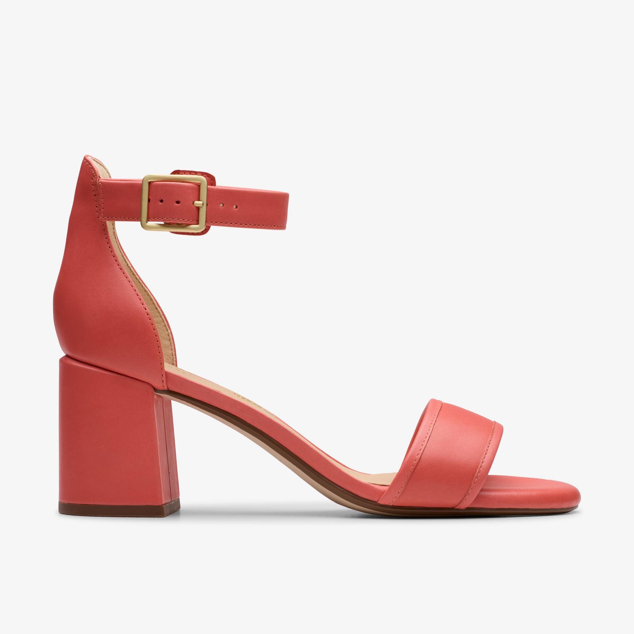 Ezoria Mae
Cuir corail