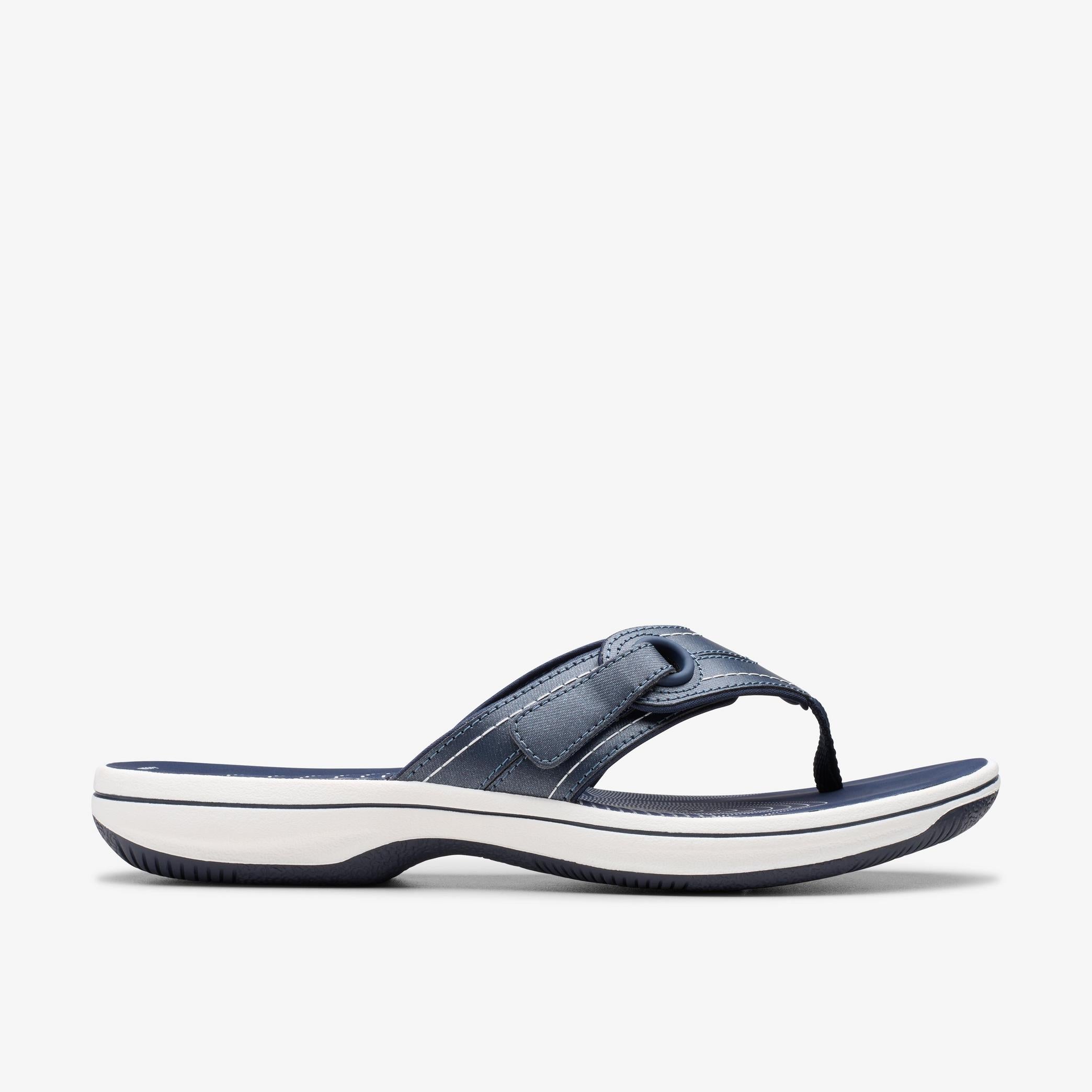 Brinkley Reyna
Bleu marine