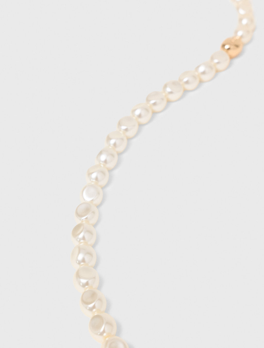 Collier choker en perles