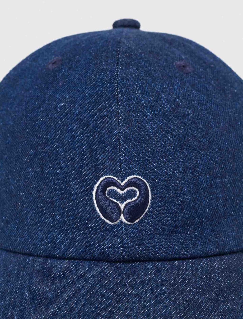 Casquette à logo en denim brut