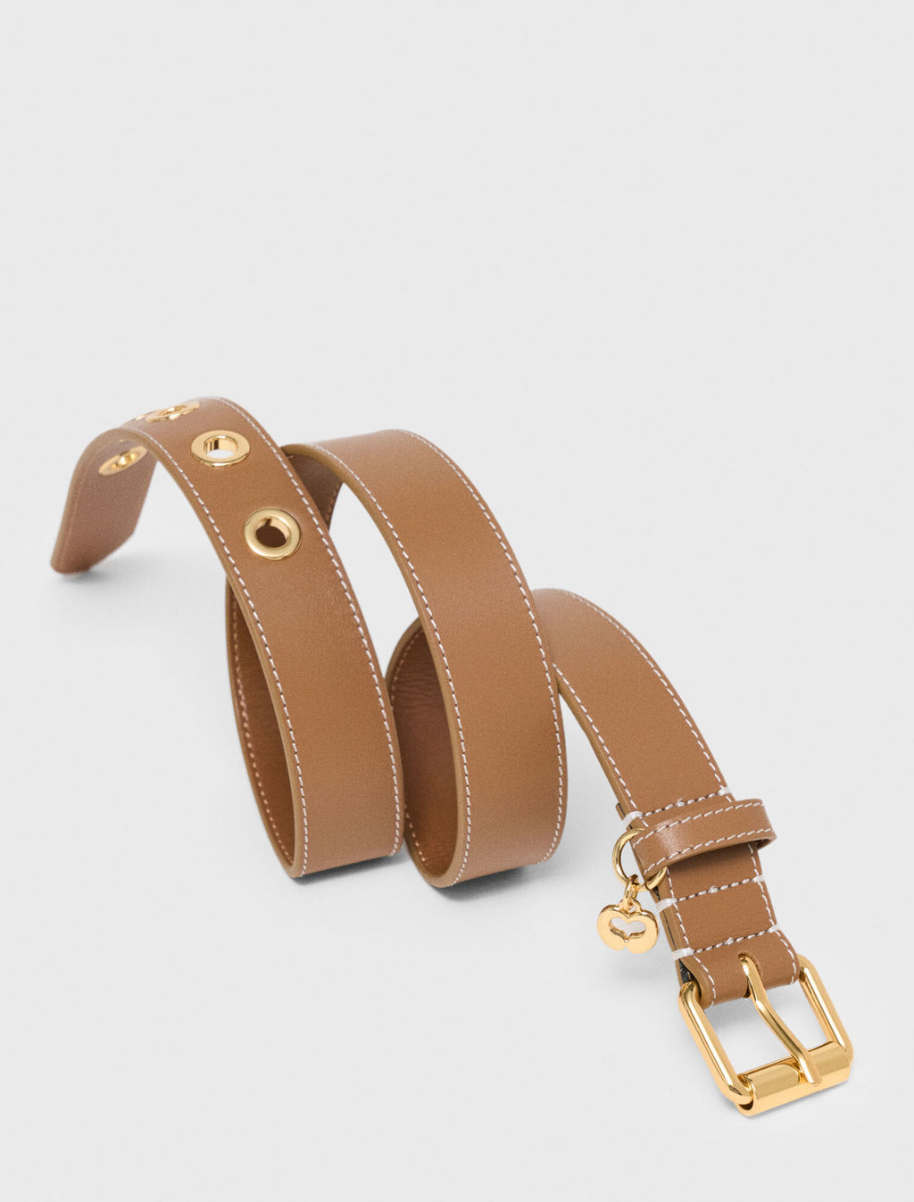 Ceinture en cuir à œillets